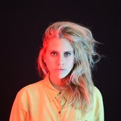 Doe Paoro - List pictures