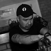 Mika Vainio - List pictures