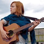 Lydia Loveless - List pictures