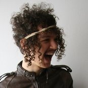 Darwin Deez - List pictures