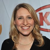 Laura Story - List pictures