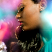 Jazmine Sullivan - List pictures