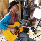 Eric Bibb - List pictures
