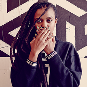 Kelela - List pictures