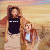 Daphne & Celeste - List pictures