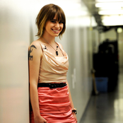 Siobhan Magnus - List pictures