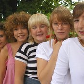 Those Dancing Days - List pictures