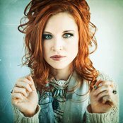 Robyn Cage - List pictures