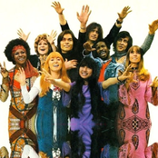 Les Humphries Singers - List pictures