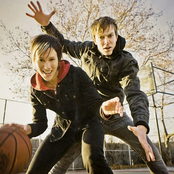 Matt & Kim - List pictures