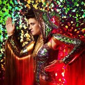 Peaches - List pictures