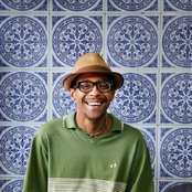 Black Alien - List pictures