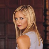 Sarah Michelle Gellar - List pictures