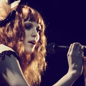 Karen Elson - List pictures