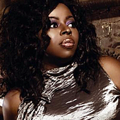 Angie Stone - List pictures