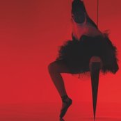 Viktoria Modesta - List pictures