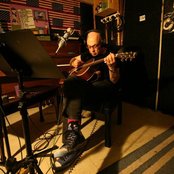 Hamell On Trial - List pictures