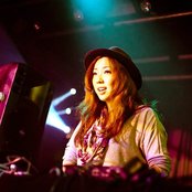 Tokimonsta - List pictures