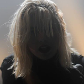 Emika - List pictures