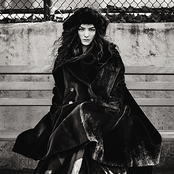 Lorde - List pictures