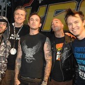 Plus 44 - List pictures