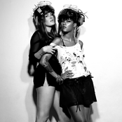 Icona Pop - List pictures