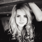 Katelyn Tarver - List pictures