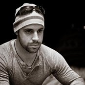 Chris Daughtry - List pictures