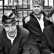 Fischer-z - List pictures