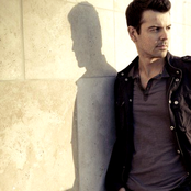 Jordan Knight - List pictures