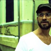 Lucas Santtana - List pictures