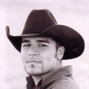 Shane Yellowbird - List pictures