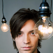 Alex Band - List pictures