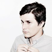 Le Youth - List pictures