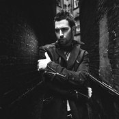 R. Star - List pictures