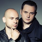 Hello - List pictures