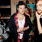 Yeasayer - List pictures