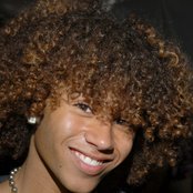 Corbin Bleu - List pictures