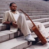 Eric Roberson - List pictures