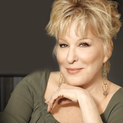 Bette Midler - List pictures