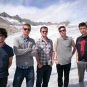 Maccabees - List pictures