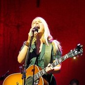 Tina Dickow - List pictures