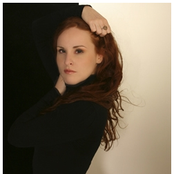 Diana Panton - List pictures