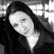 Holly Cole - List pictures
