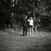 Hundreds - List pictures