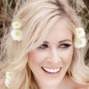 Sarah Davidson - List pictures