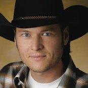 Blake Shelton - List pictures