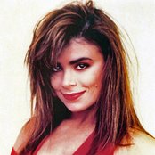 Paula Abdul - List pictures