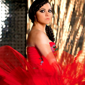Maite Perroni - List pictures