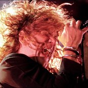 Robert Plant - List pictures